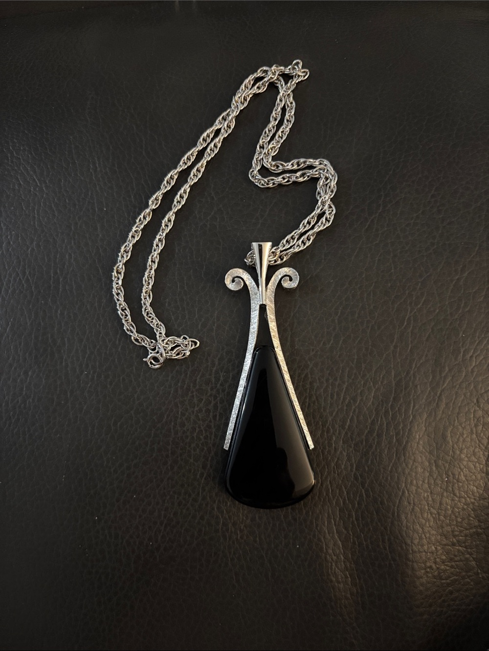 Vintage 1970’s Avon Silver-Tone Necklace with Black Teardrop Pendant